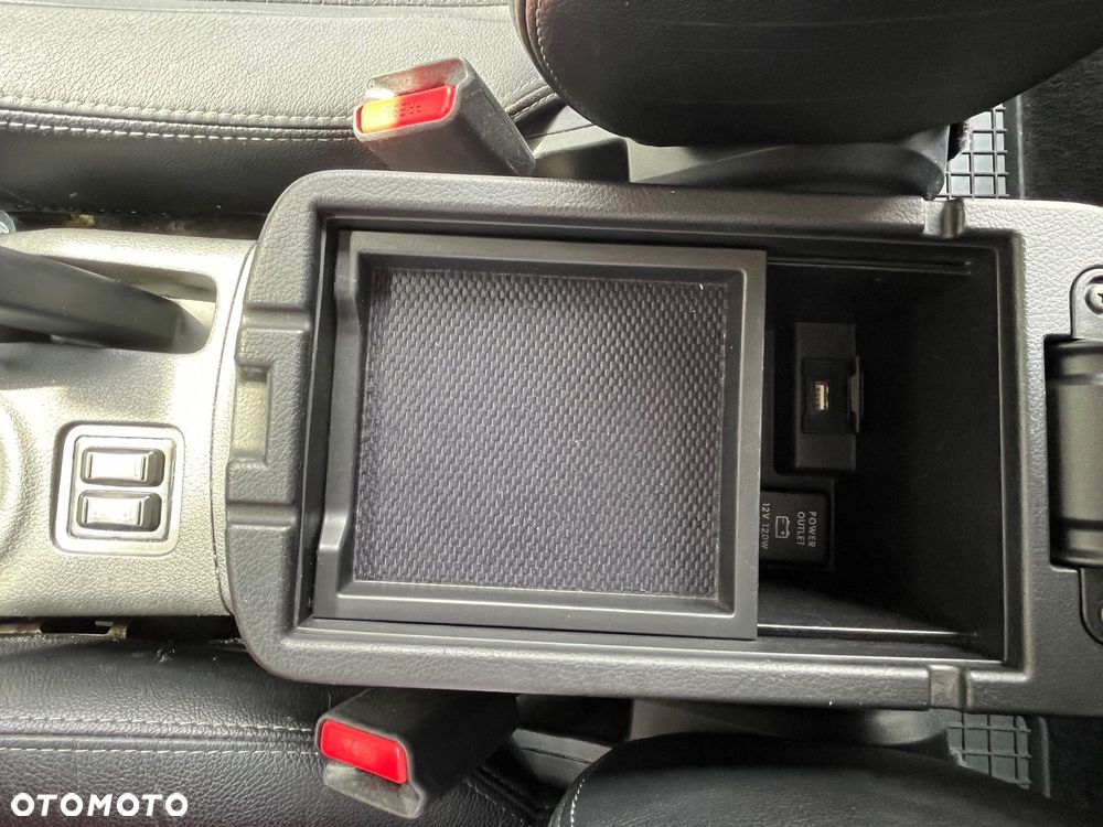 Mitsubishi Outlander 2.0 Instyle Navi 4WD CVT - 10