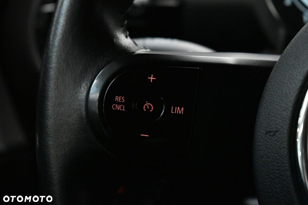 MINI Clubman - 13