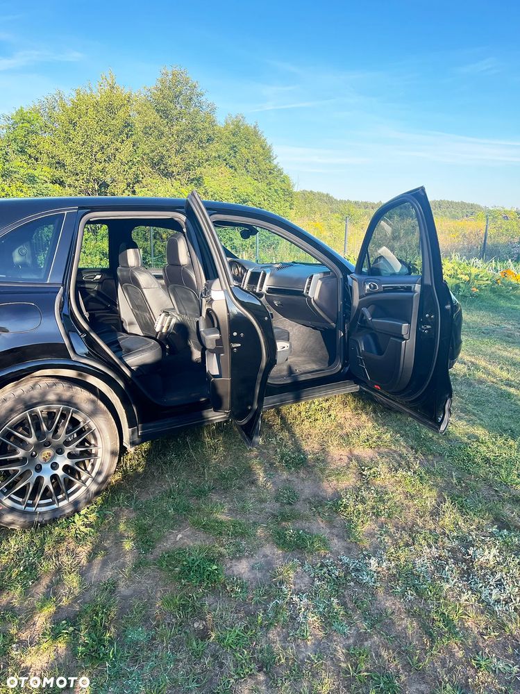 Porsche Cayenne Platinum Edition - 20