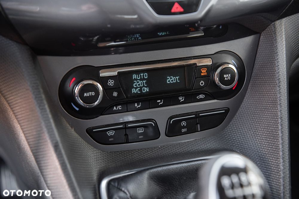 Ford Tourneo Connect - 18