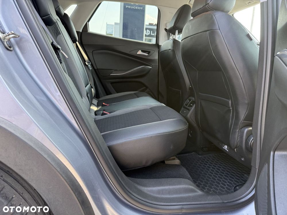Opel Grandland X 1.2 T Enjoy S&S - 28