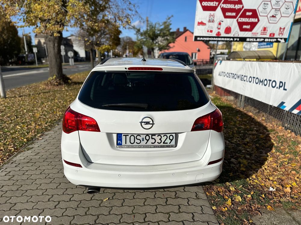 Opel Astra 1.4 Turbo Sports Tourer Design Edition - 4