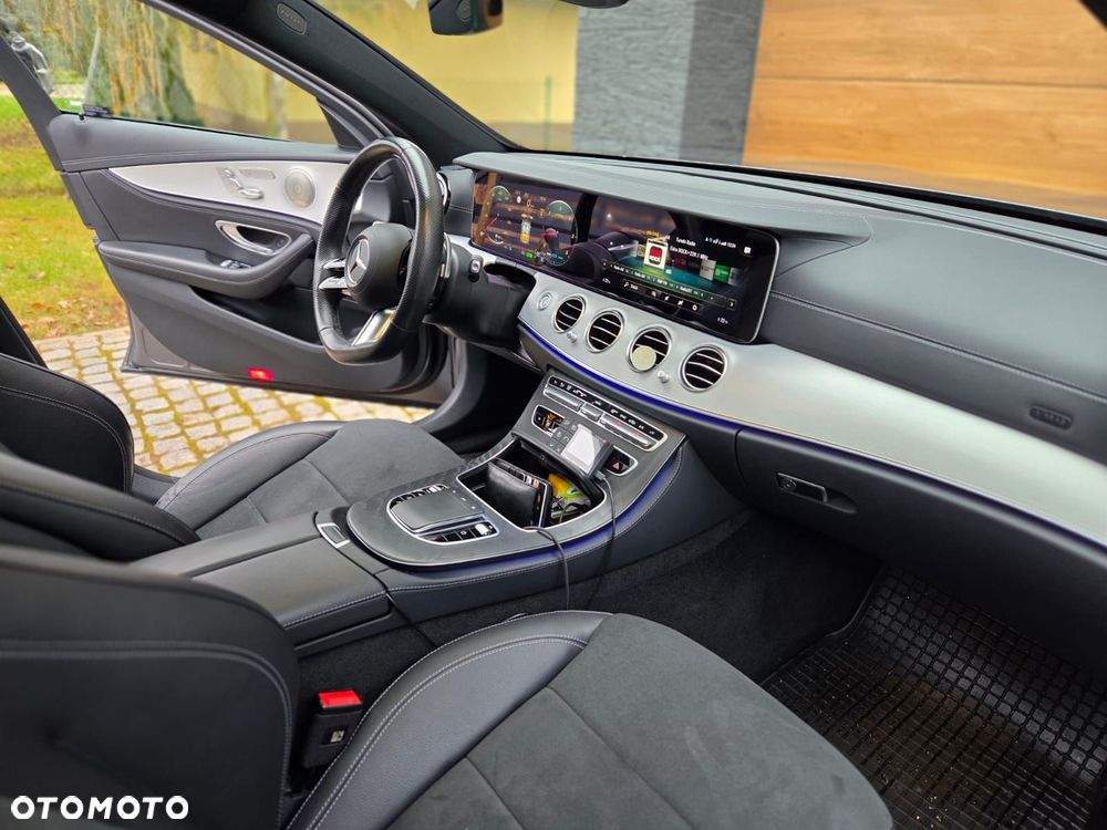 Mercedes-Benz Klasa E 220 d 4-Matic Business Edition - 9