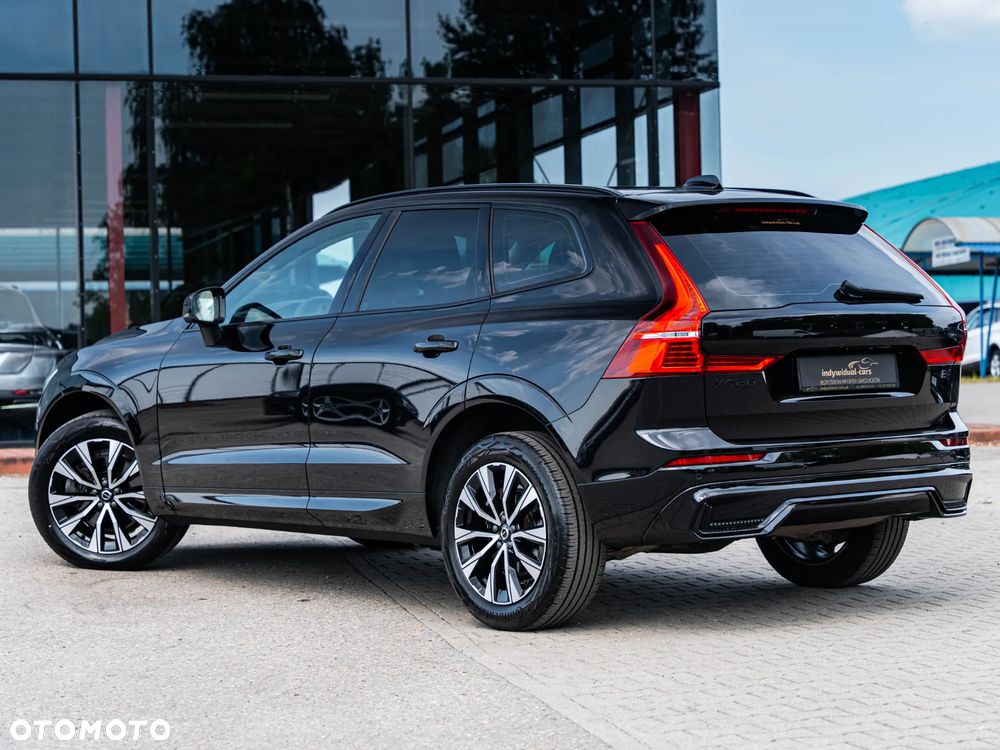 Volvo XC 60 B4 D Ultimate Dark - 11