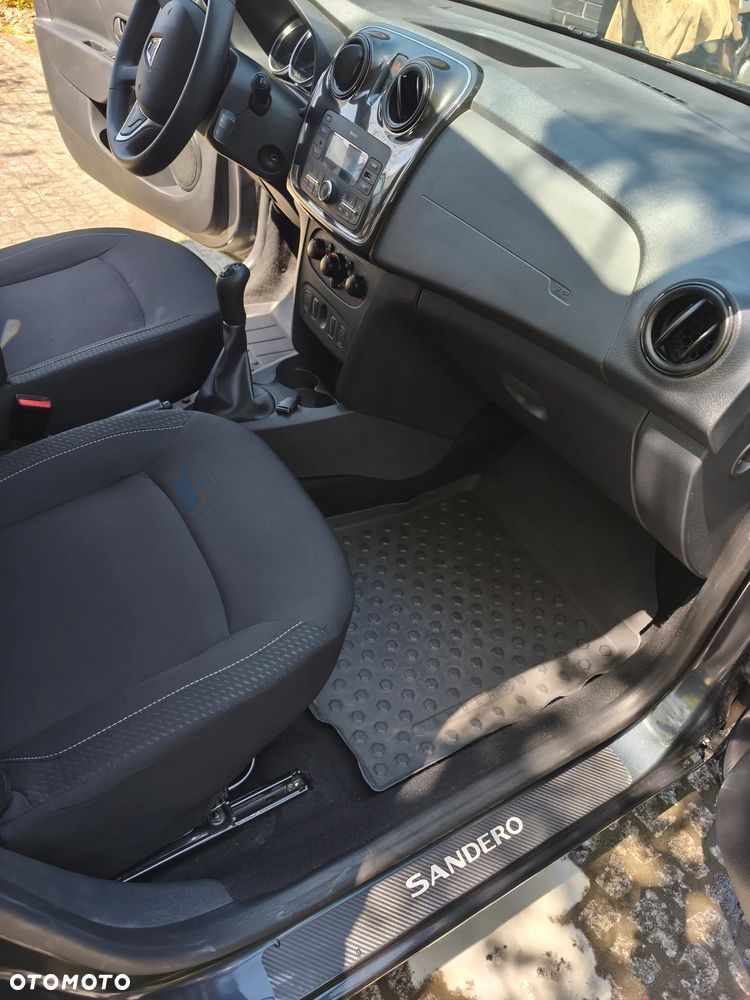 Dacia Sandero - 11
