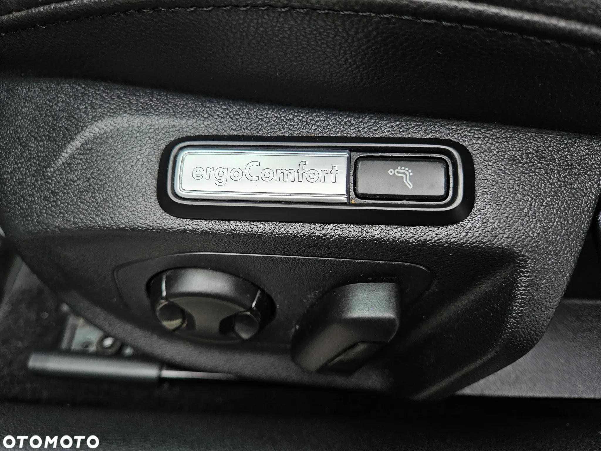 Volkswagen Arteon 2.0 TDI Bi-Turbo SCR 4Mot Elegance DSG - 17