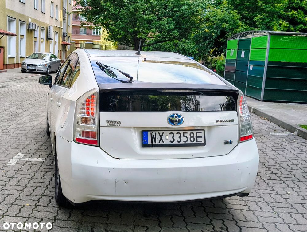 Toyota Prius 1.8 HSD Active - 6