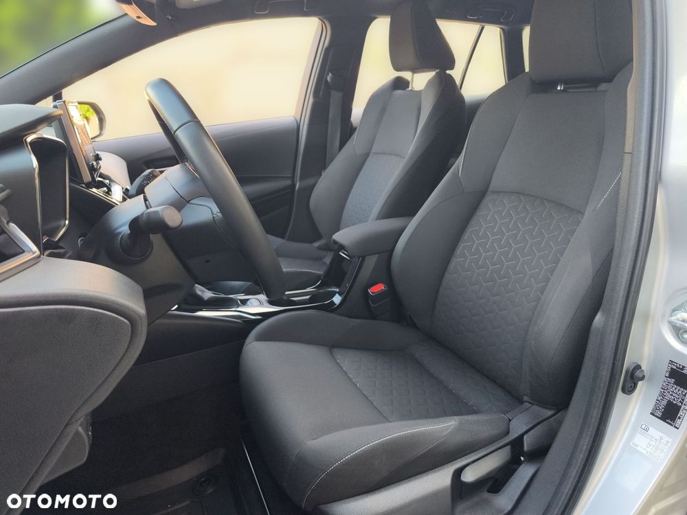 Toyota Corolla 1.8 Hybrid Comfort - 17