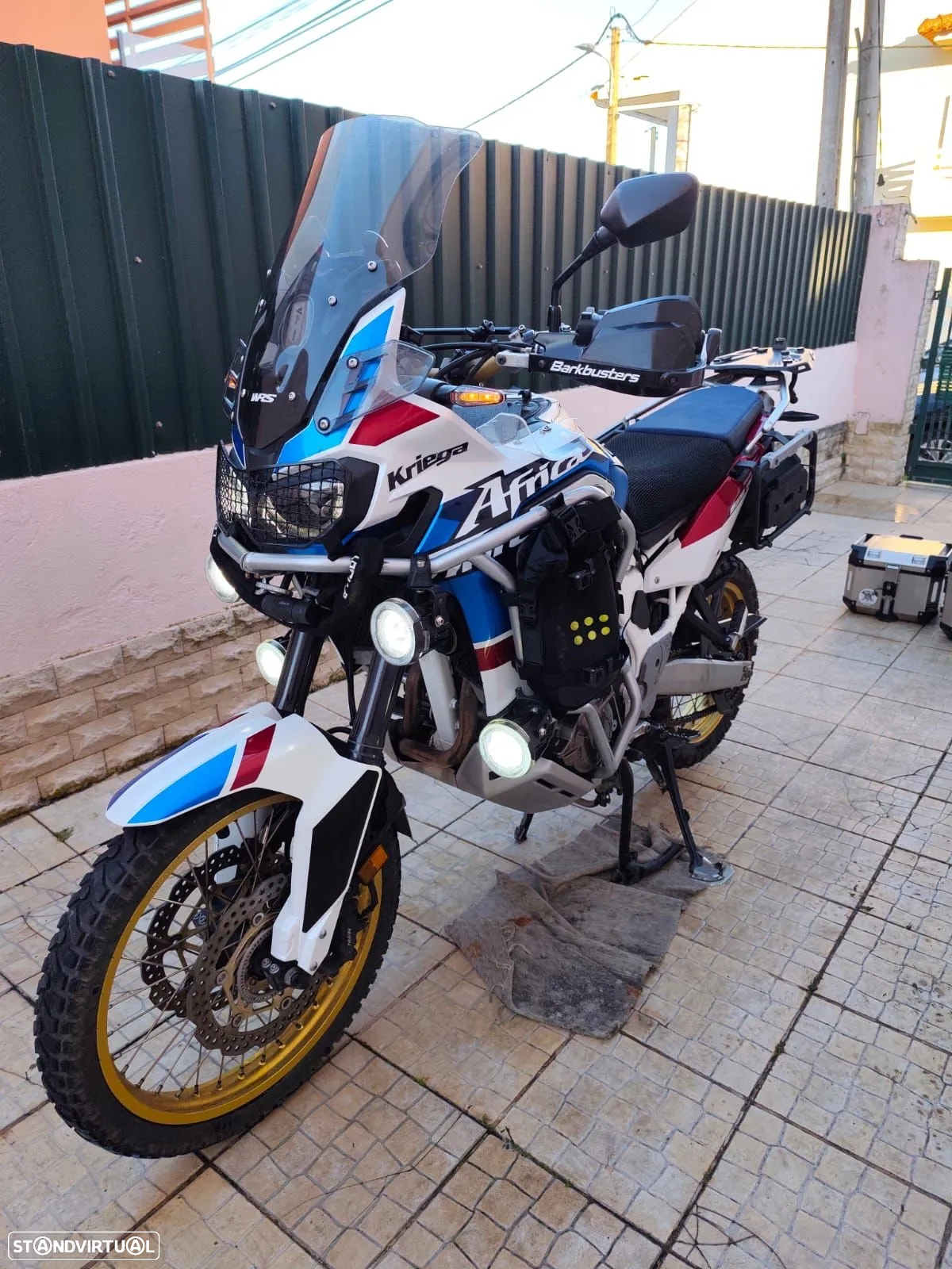 Honda Africa Twin Adventure Big tank - 8