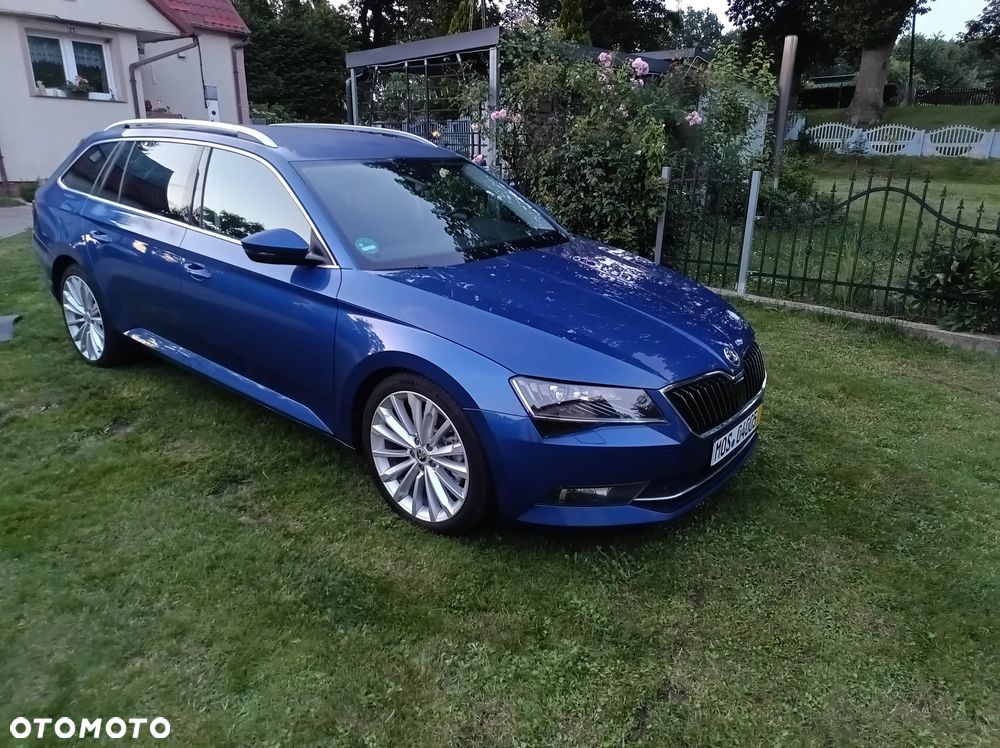 Skoda Superb 2.0 TDI SCR Style DSG - 19
