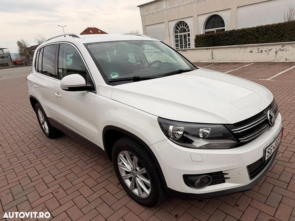 Volkswagen Tiguan 2.0 TDI DPF BlueMotion Technology Exclusive - 5