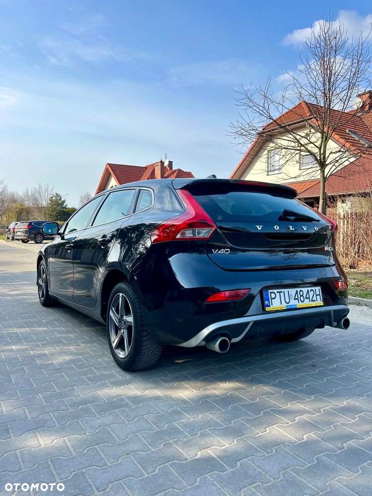 Volvo V40 D4 Drive-E R-Design Momentum - 2
