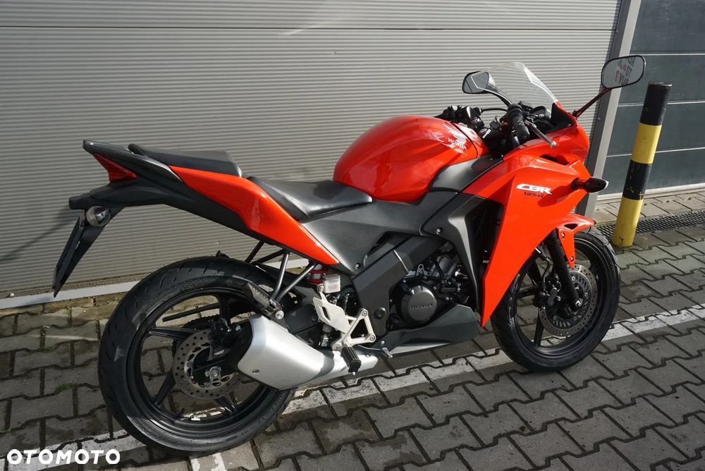 Honda CBR - 3