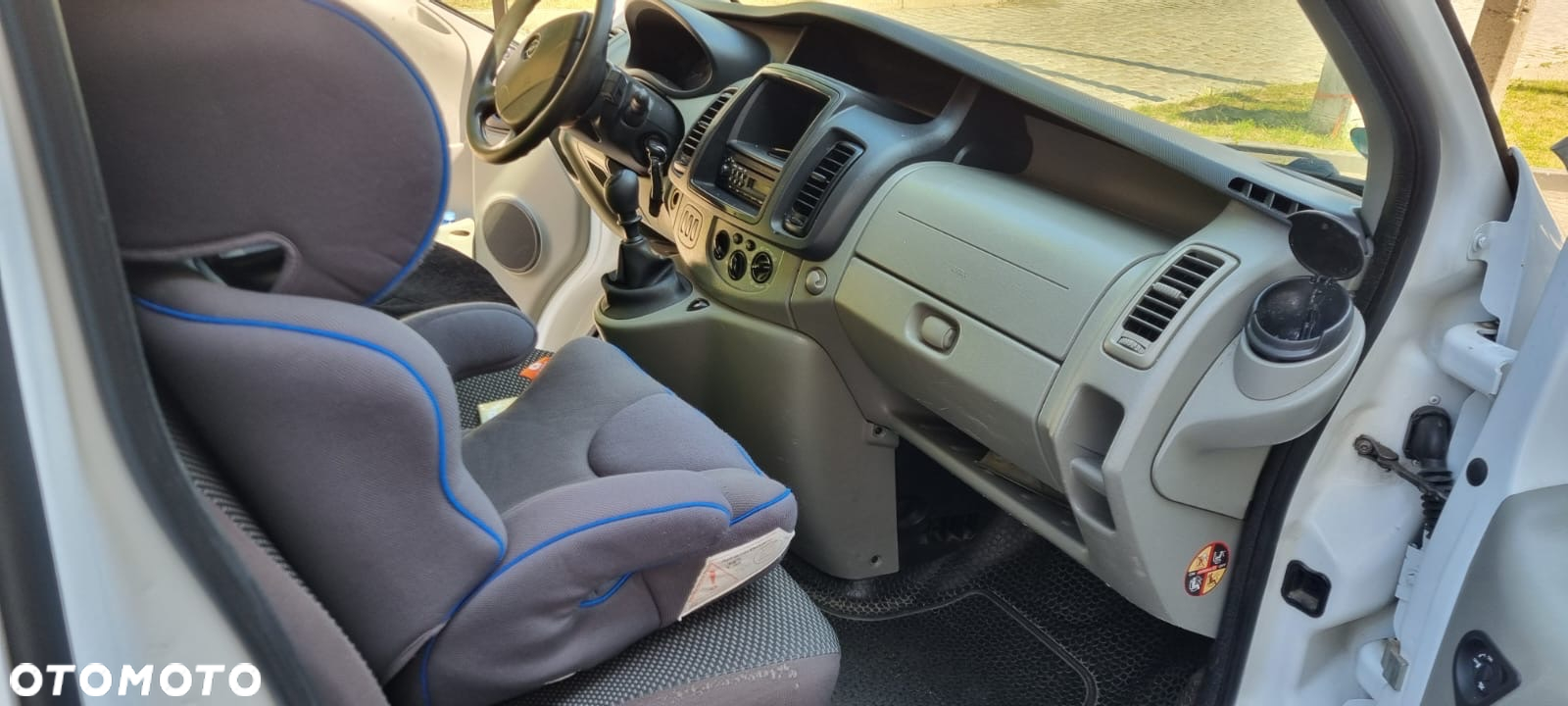 Opel Vivaro - 12