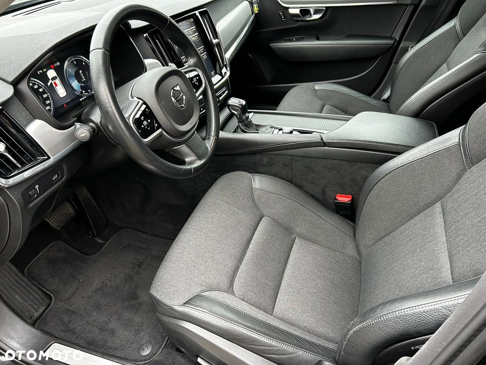 Volvo S90 D3 Momentum - 13