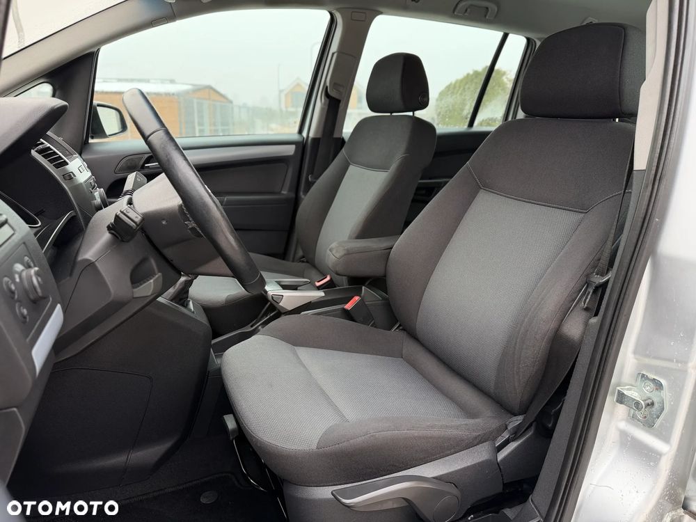 Opel Zafira 1.8 Enjoy - 9
