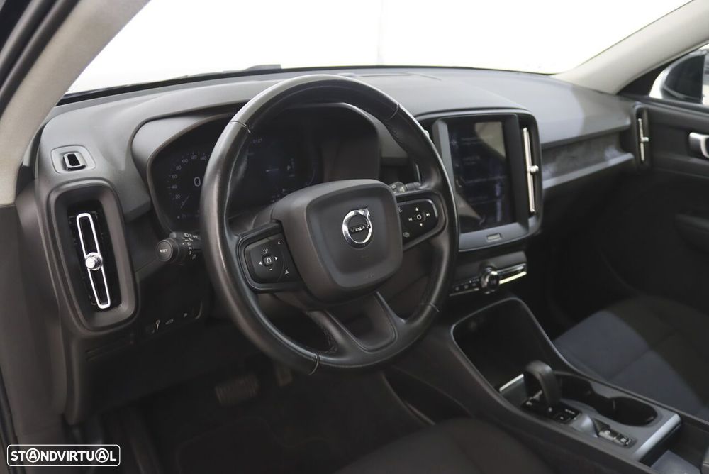 Volvo XC 40 1.5 T4 PHEV Essential - 4