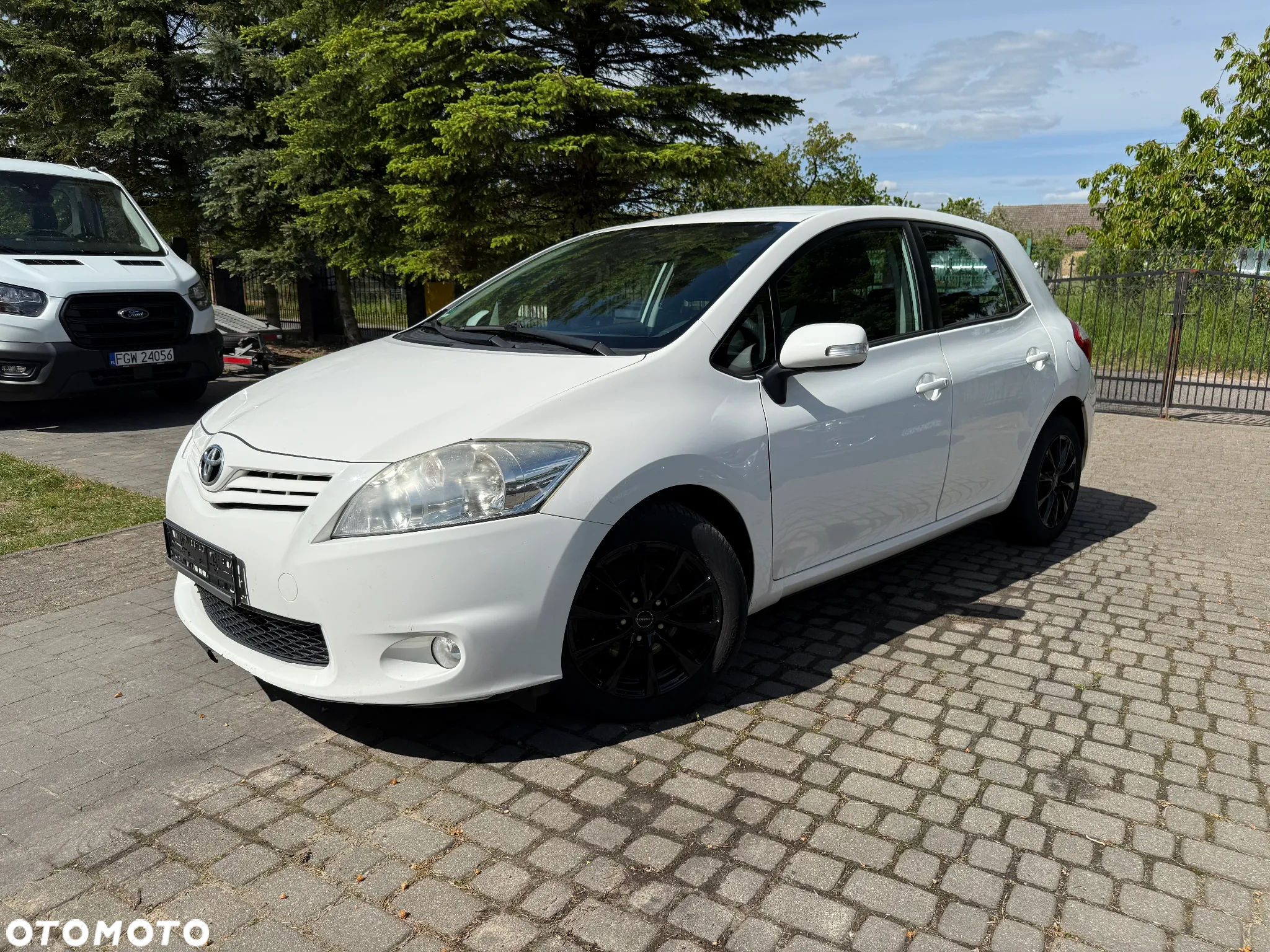 Toyota Auris 2.0 D-4D Executive - 4