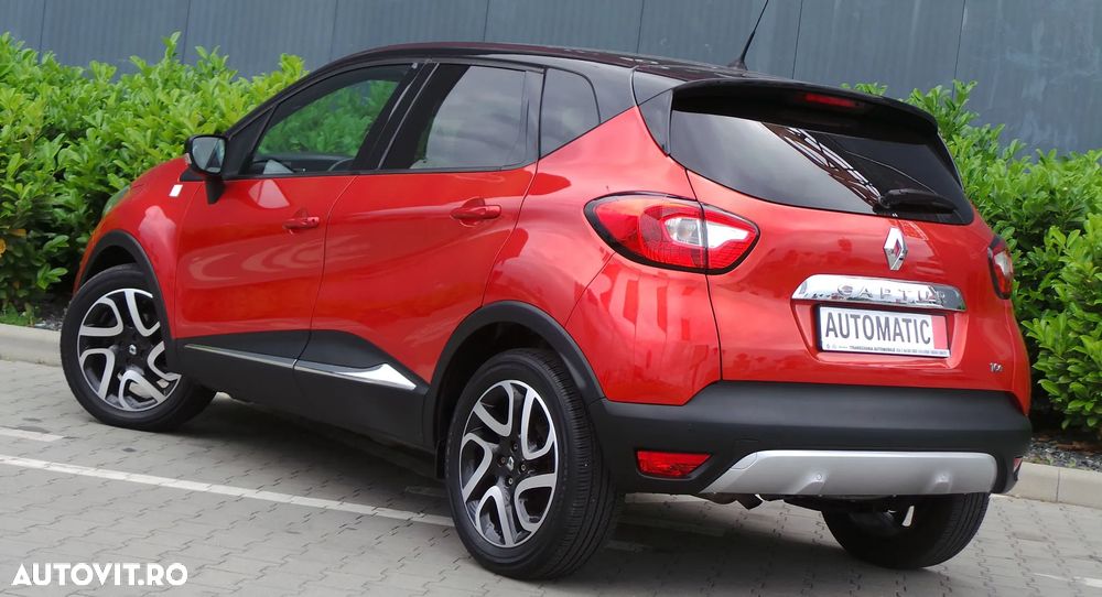 Renault Captur TCe 120 EDC Helly Hansen - 12