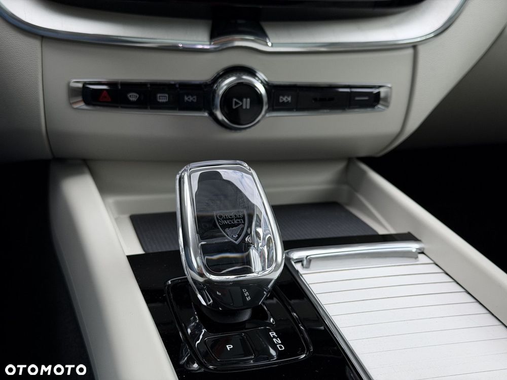 Volvo XC 60 - 26