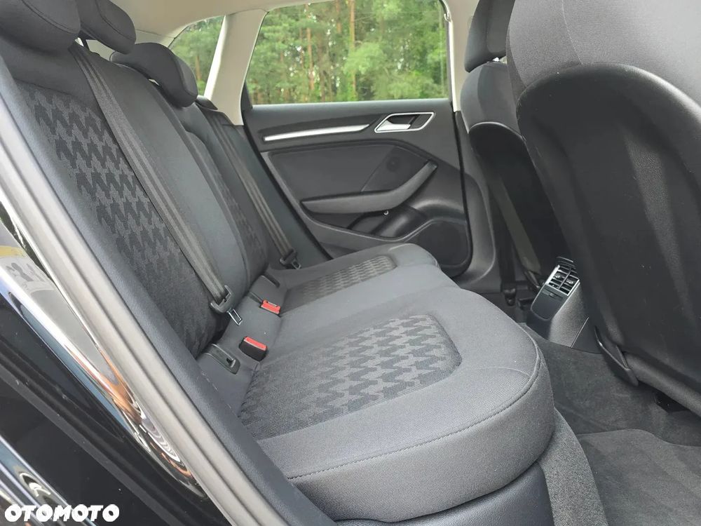 Audi A3 Sportback 2.0 TDI quattro design - 21