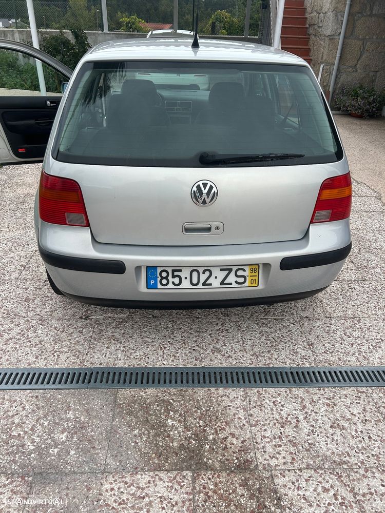 VW Golf - 3