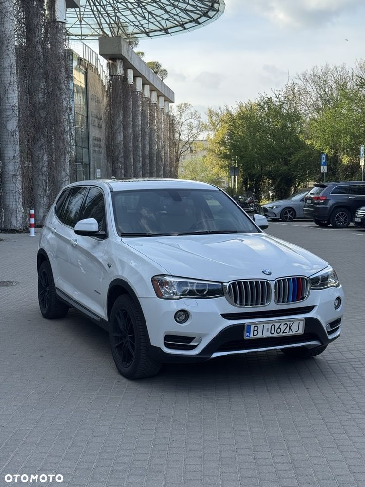 BMW X3 xDrive28i xLine - 2