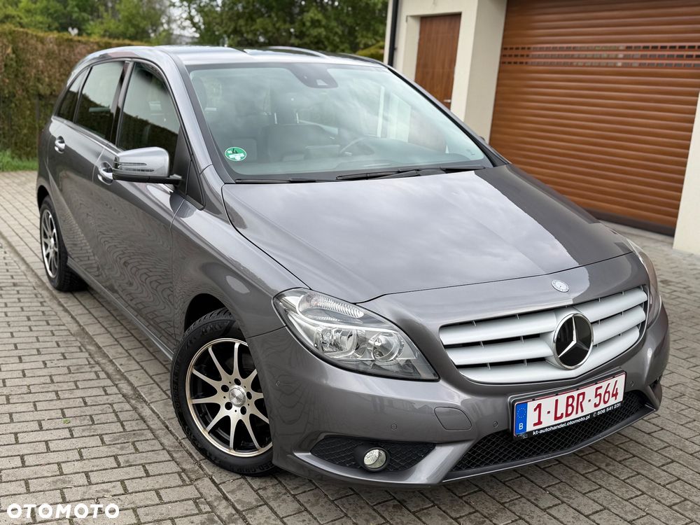 Mercedes-Benz Klasa B 180 7G-DCT Edition - 31