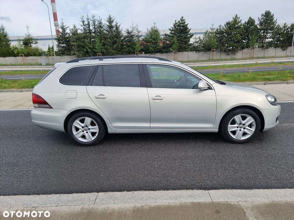 Volkswagen Golf - 10