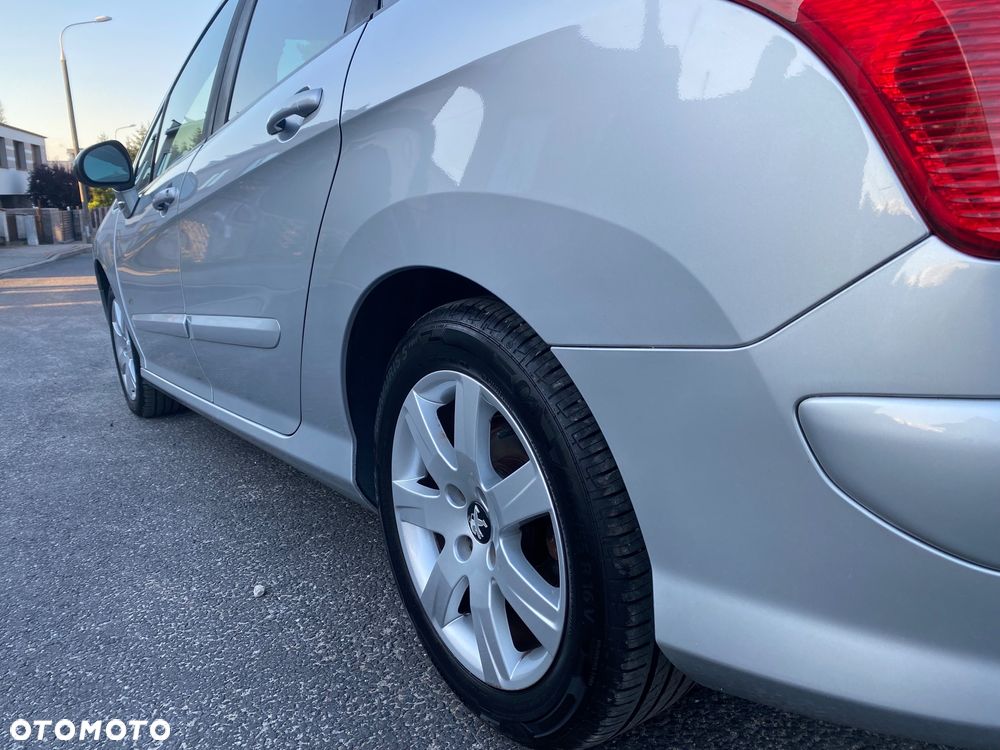 Peugeot 308 - 10