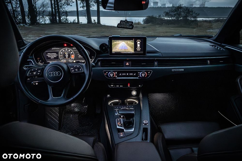 Audi A4 Limousine - 15