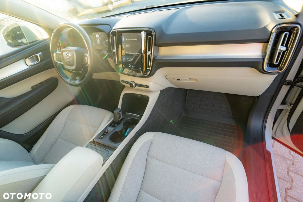 Volvo XC 40 - 34
