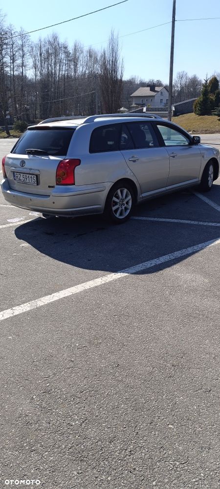 Toyota Avensis - 3