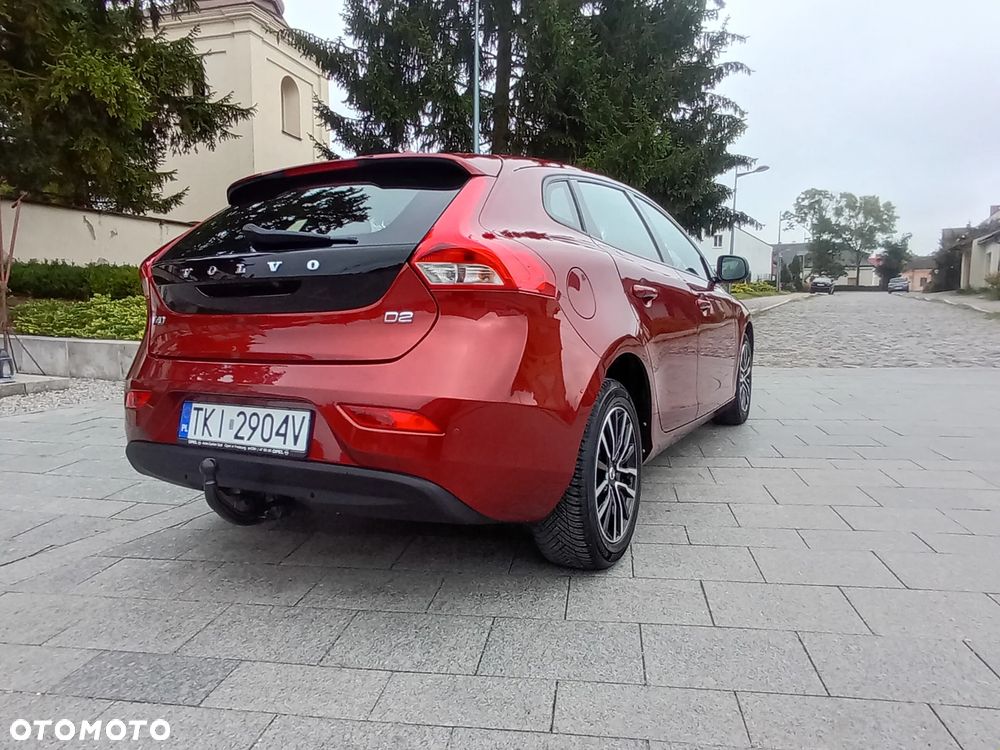 Volvo V40 D2 - 15