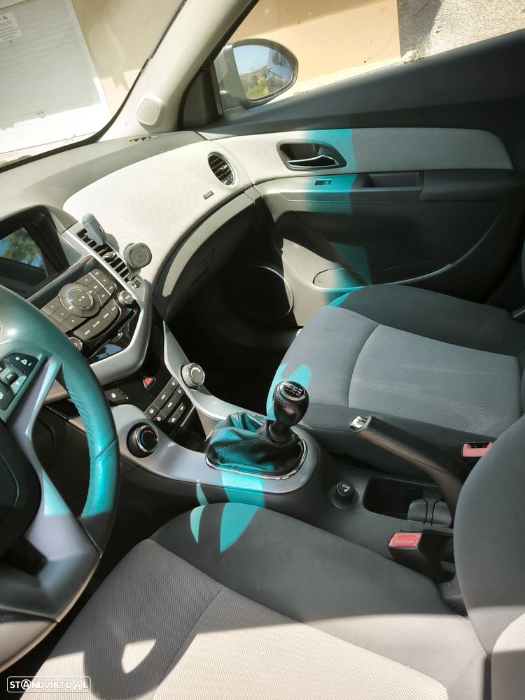 Chevrolet Cruze 2.0 VCDi LT - 13