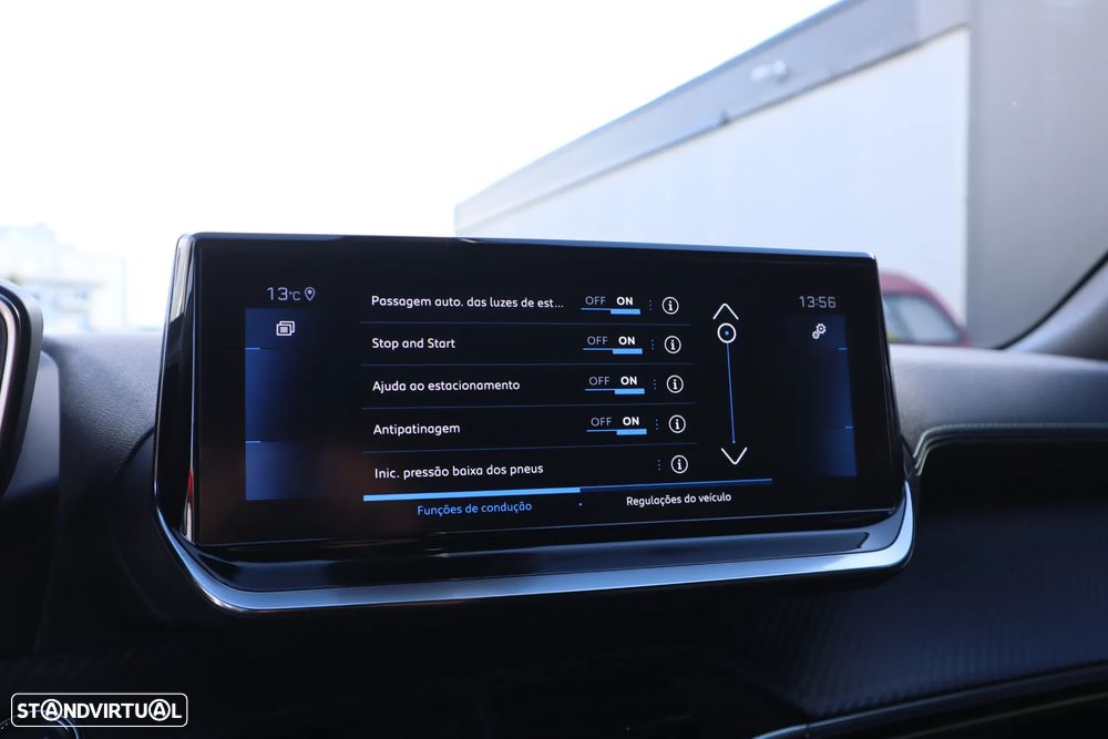 Peugeot 2008 PureTech 130 GT Pack - 15