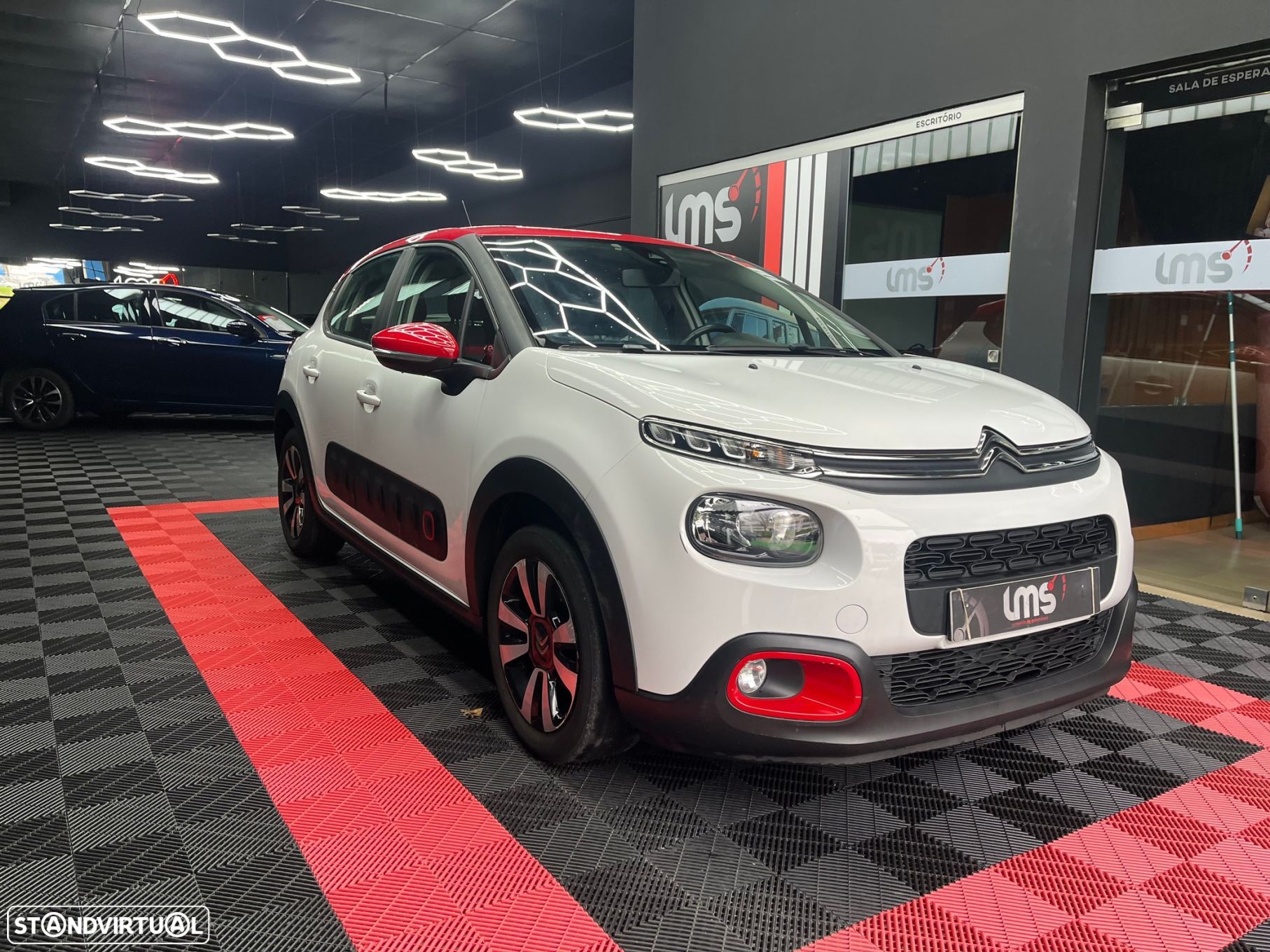 Citroën C3 1.2 PureTech Elle - 1