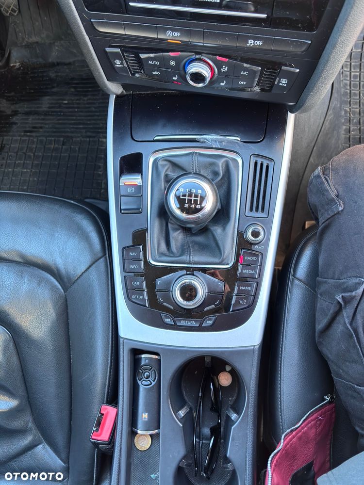 Audi A4 Avant 2.0 TDI ultra - 12