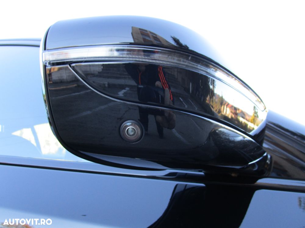 BMW Seria 5 530e xDrive Aut. Luxury Line - 13