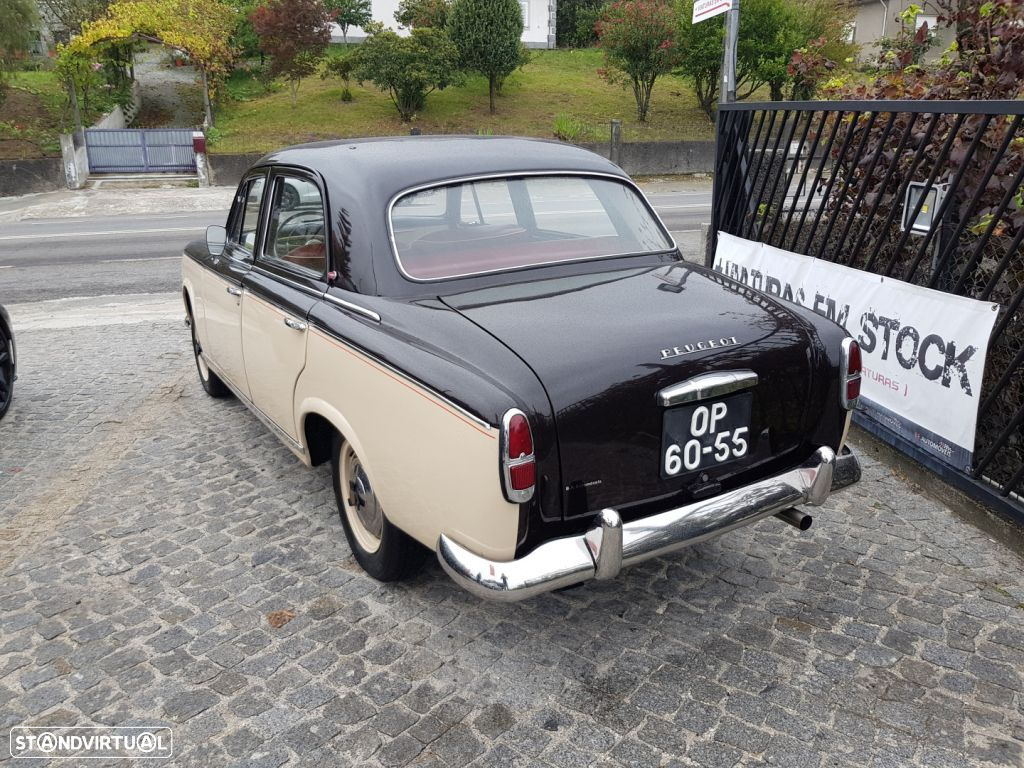 Peugeot 403 La Berline Grand Luxe Toit Fixe - 4