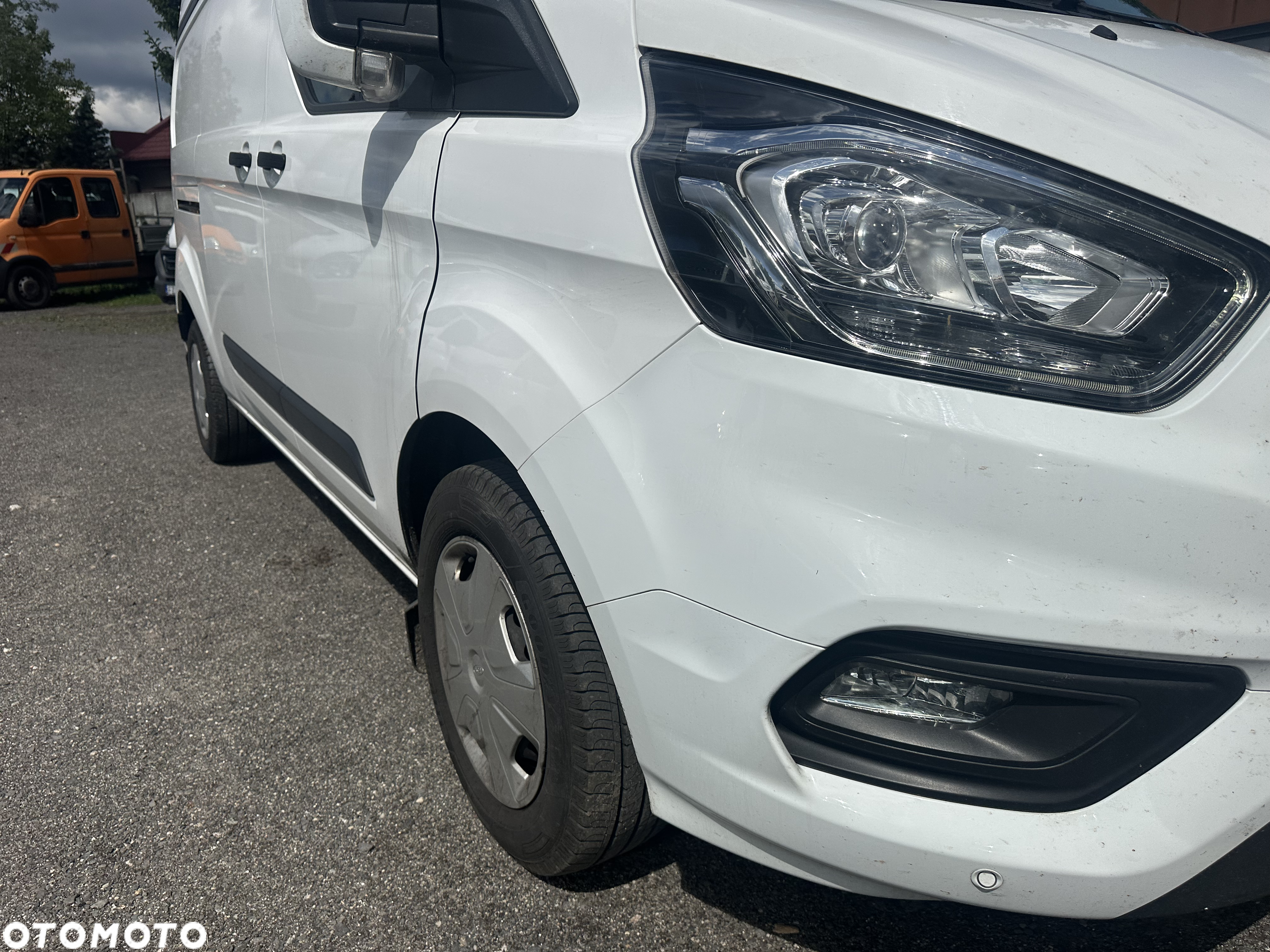 Ford Transit Custom L2H2 2022r 2,0 170ps SALON POLSKA - 8