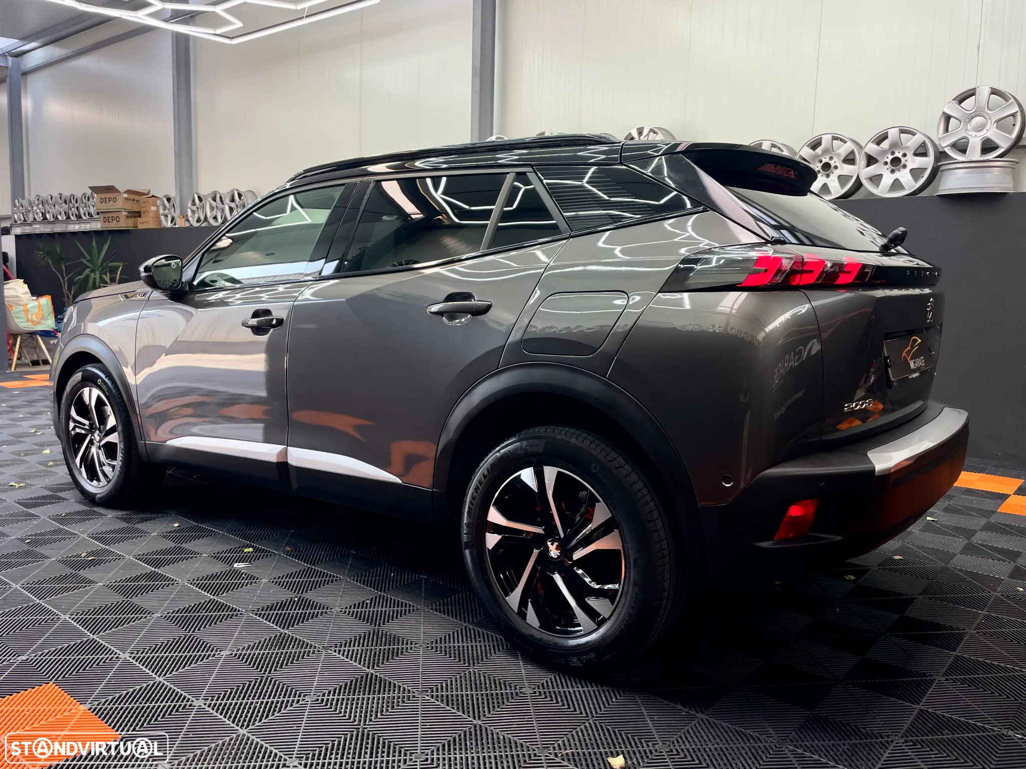 Peugeot 2008 1.5 BlueHDi GT - 14