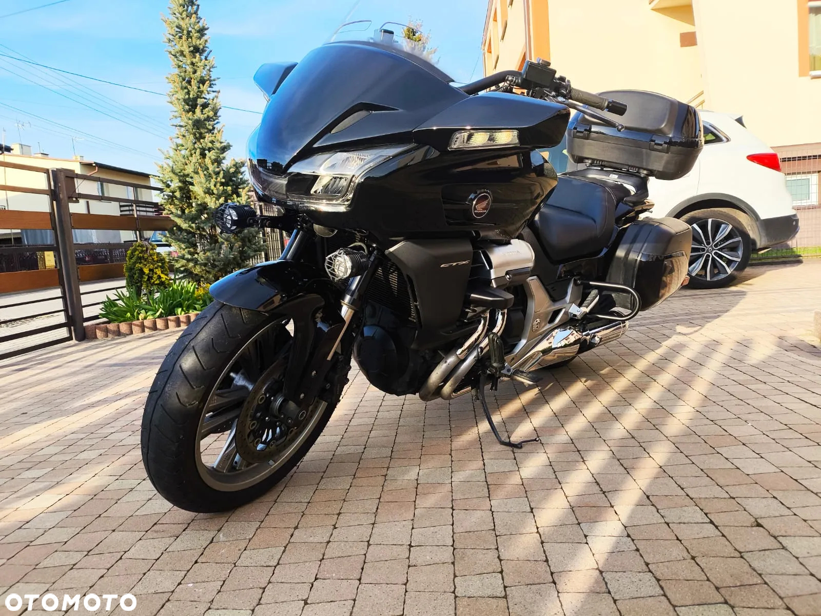 Honda CTX - 36
