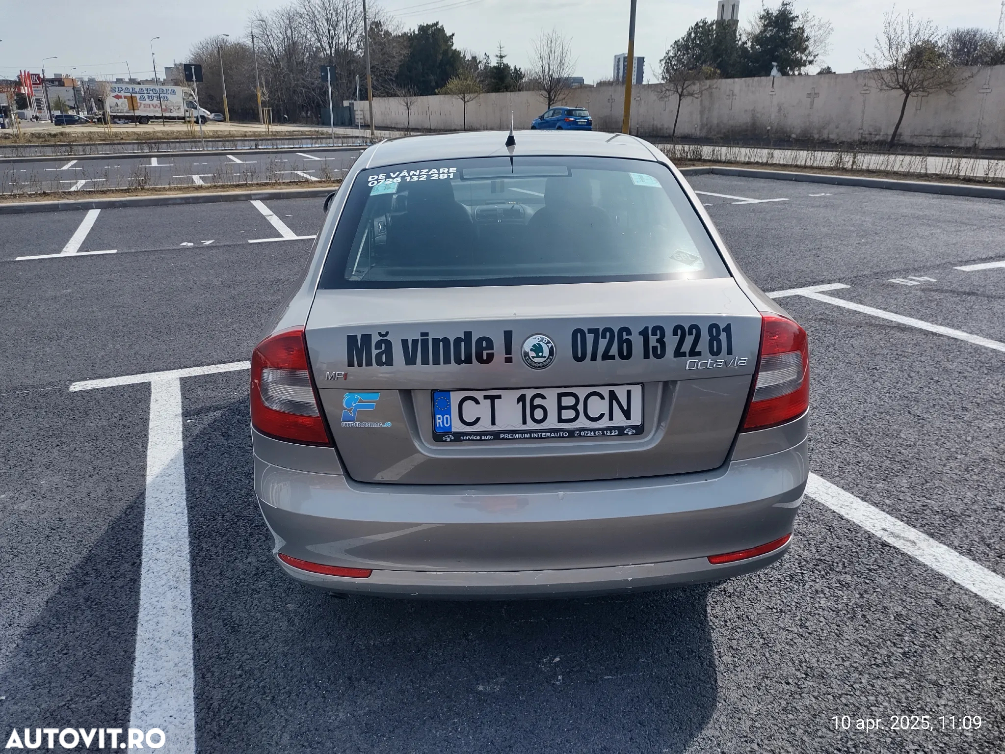 Skoda Octavia 1.6 MPI Ambiente - 17