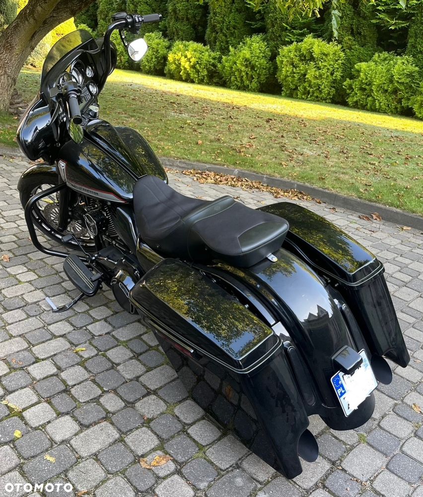 Harley-Davidson Touring Street Glide - 3