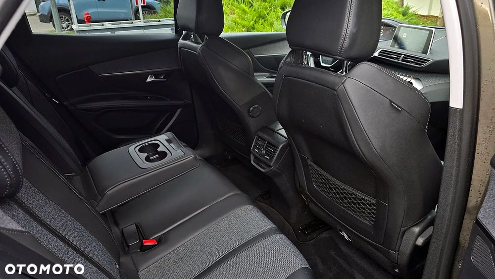 Peugeot 3008 1.6 THP Allure S&S EAT6 - 9