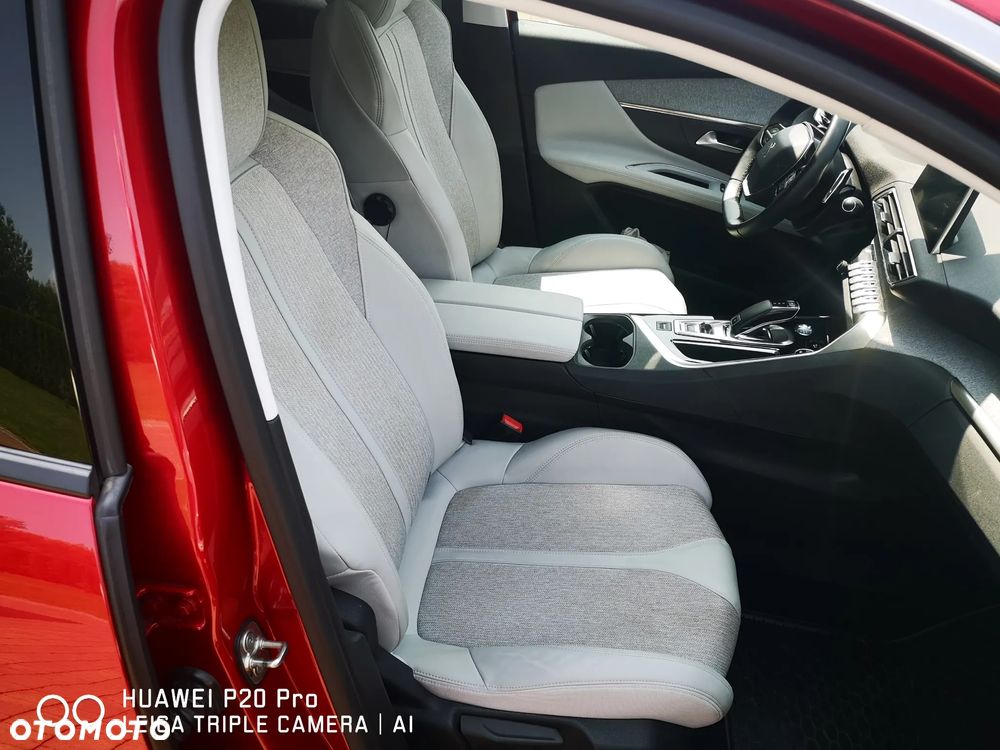 Peugeot 3008 1.2 PureTech Active S&S EAT8 - 16