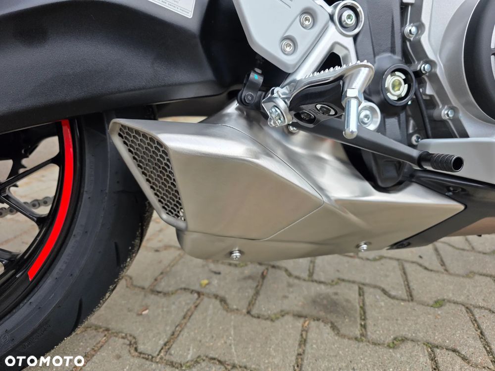 CFMoto 675SR - 20