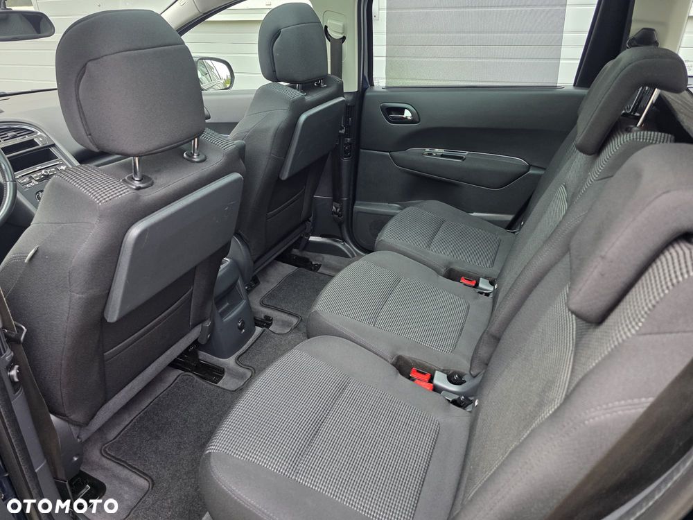 Peugeot 5008 - 21