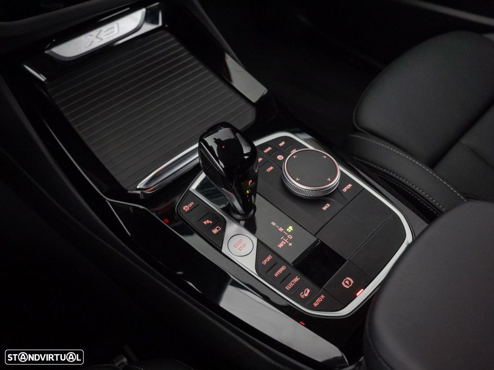 BMW X3 30 e xDrive - 24